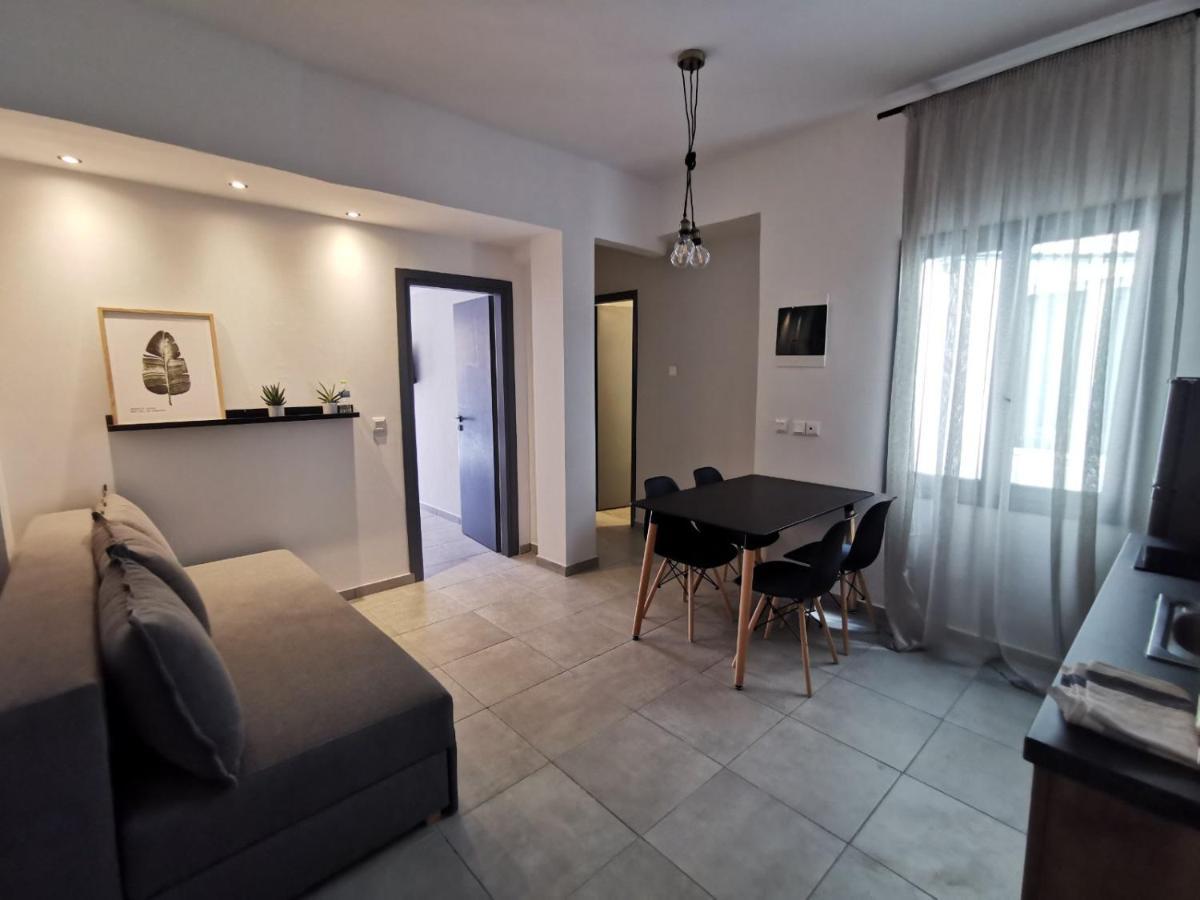 Aparthotel Amalthea Mola Kalyva Exterior foto